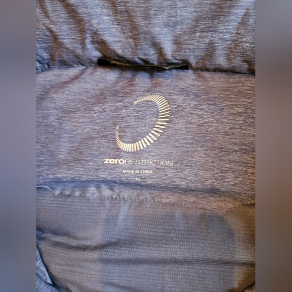 Zero Restriction Lizzie Down Vest Storm Blue women's Medium Wintwr Fall Cold - Picture 6 of 7